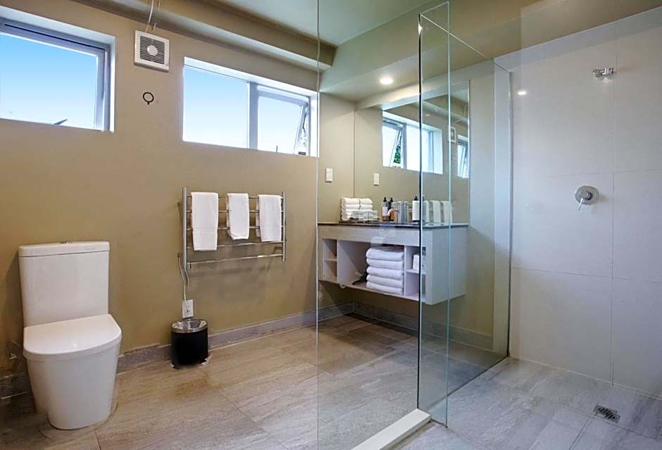 Ellerslie Palms Motel