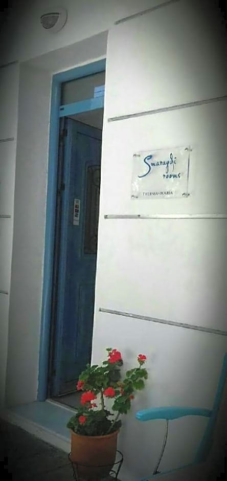 Smaragdi Studios and Rooms