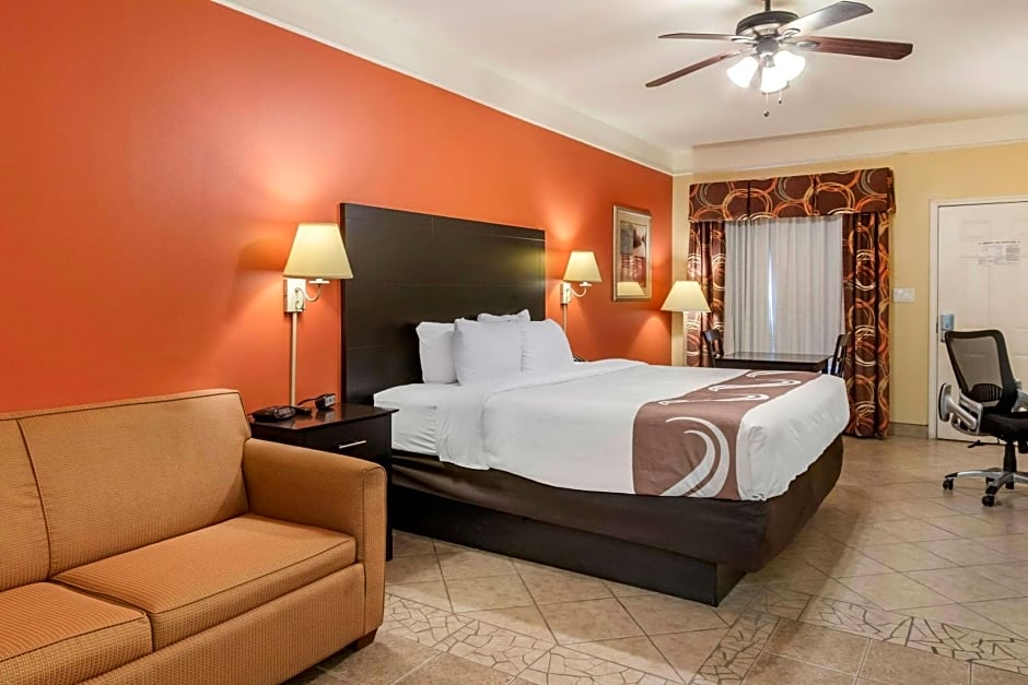 Quality Inn & Suites at The Outlets Mercedes/Weslaco