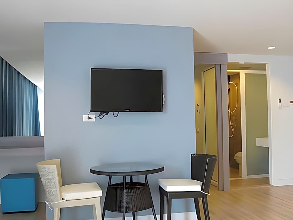 Nantra Pattaya Baan Ampoe Beach