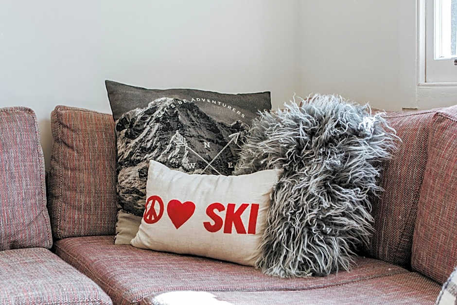 Crackenback Farm Guesthouse