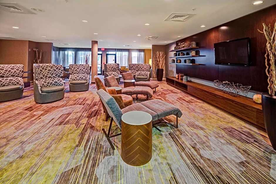 Courtyard by Marriott Alexandria