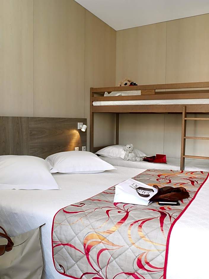 Brit Hotel Confort Le Revest Sainte-Maxime