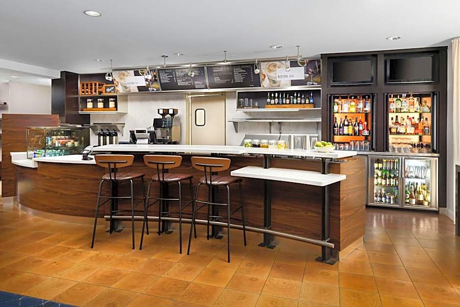 Courtyard by Marriott Salinas Monterey