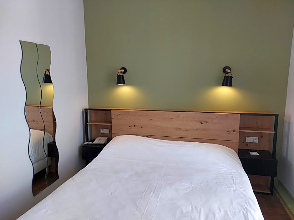 Brit Hotel Roanne - Le Grand Hôtel