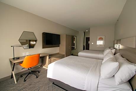 Standard Queen Room with Two Queen Beds and Walk-In Shower