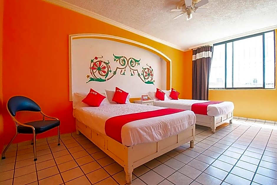 OYO Hotel Casino Del Valle