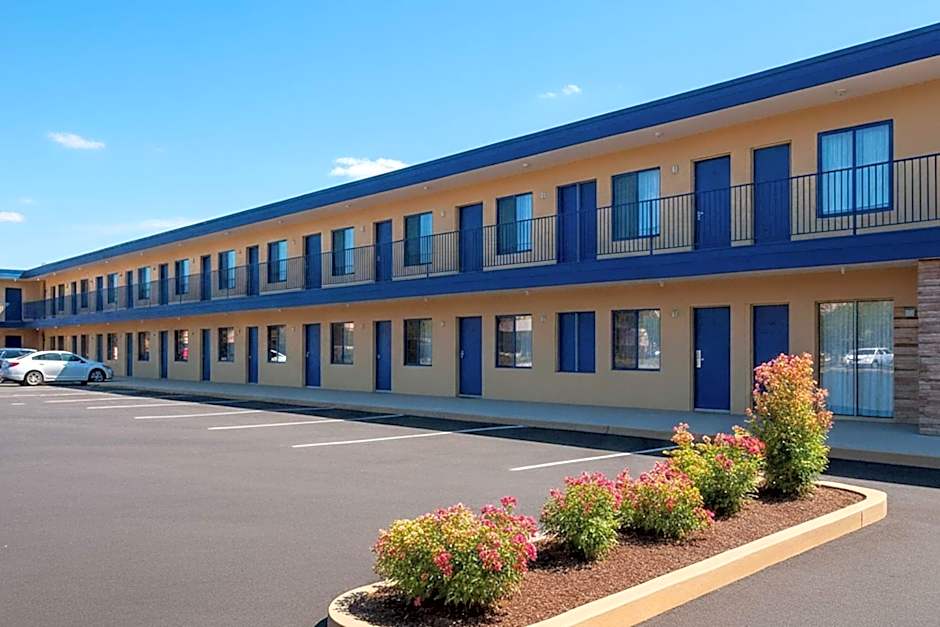 Days Inn by Wyndham Rock Springs