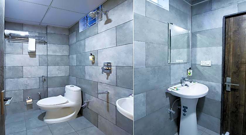 Itsy Hotels Silver Keys