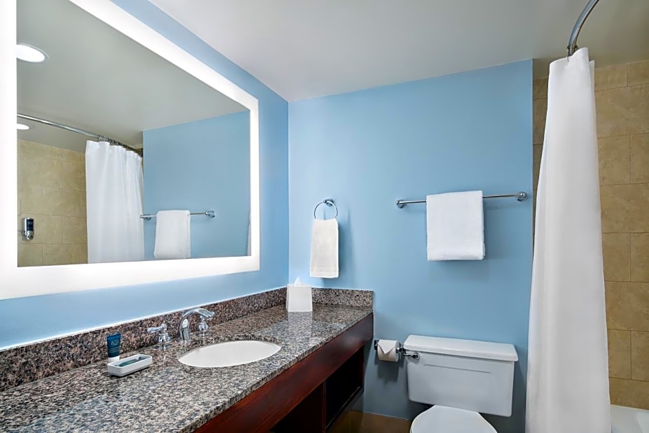 Four Points by Sheraton Richmond Airport