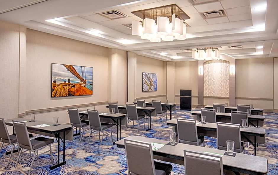 Holiday Inn Newport News - Hampton By IHG