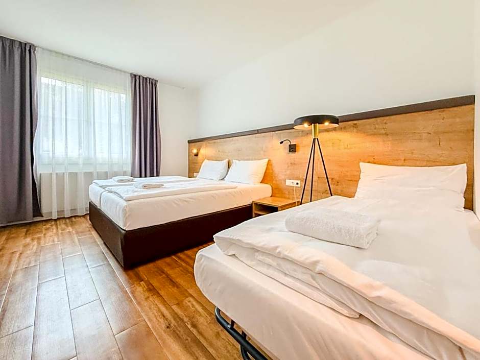 Hotel Sachsengang - free parking, near U1 & U2