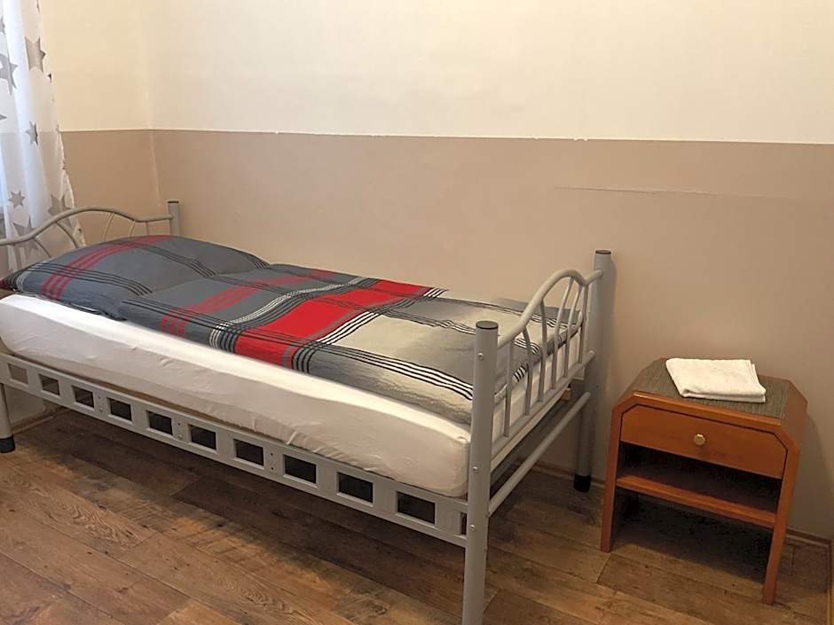 Pension&Hostel Anna - Monteurzimmer