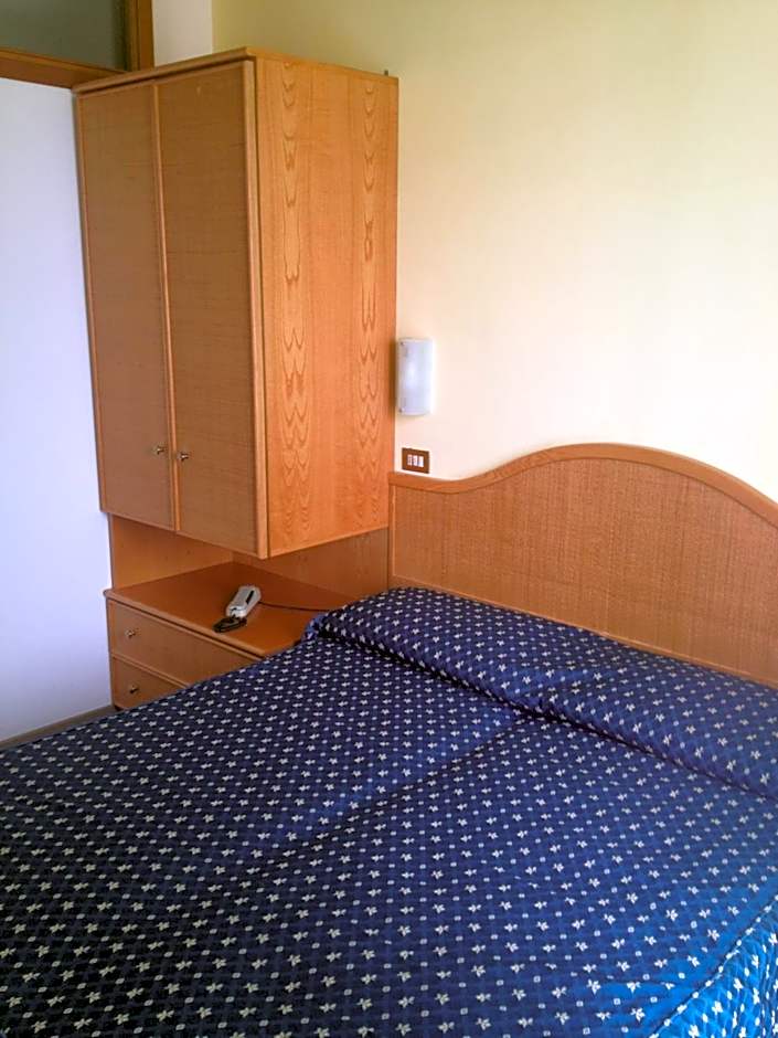 Hotel Roma