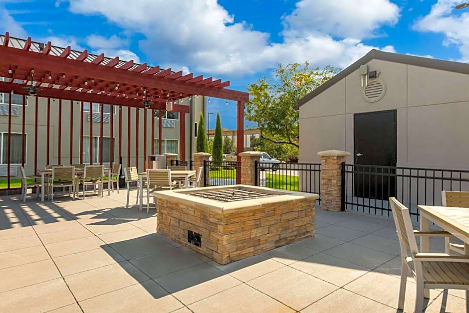 Country Inn & Suites by Radisson, Wichita East, KS