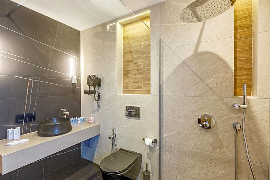 SPA Complex Belchin Spring