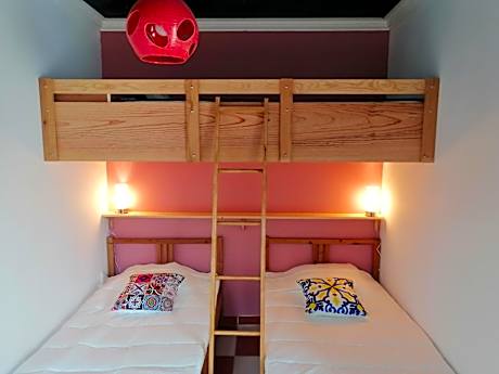 Triple Room with Garden View