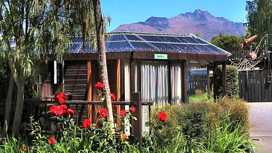 Queenstown Holiday Park Creeksyde