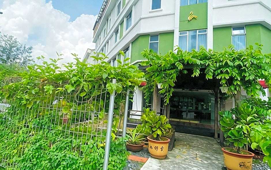 Swan Garden Hotel