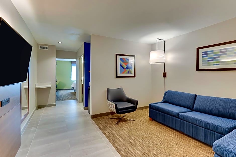 Holiday Inn Express & Suites - Dawsonville By IHG
