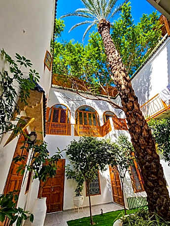 Riad O LY
