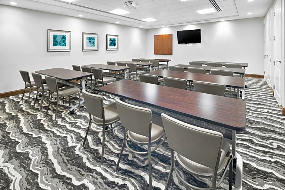 Staybridge Suites Irvine - John Wayne Airport By IHG