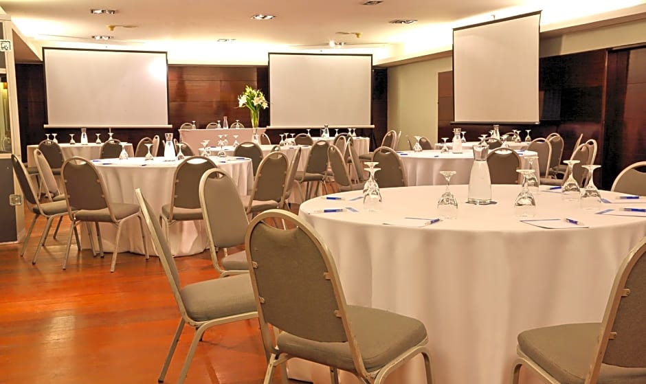 NH Montevideo Columbia