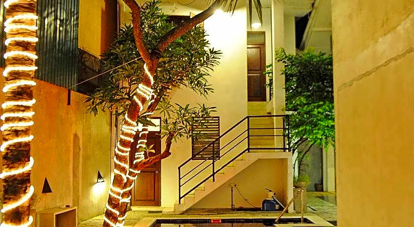 The Villa in Lavinia