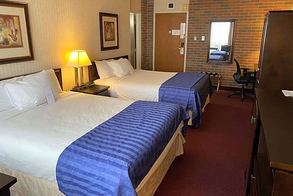 Ramada by Wyndham Lethbridge