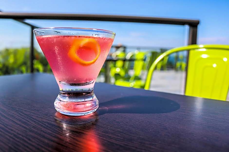 Hotel Indigo Traverse City By IHG