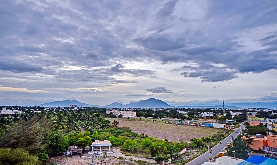 Treebo Everest Residency Tidel Park, 15 Mins From Coimbatore International Airport