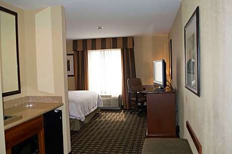 King Room with Spa Bath