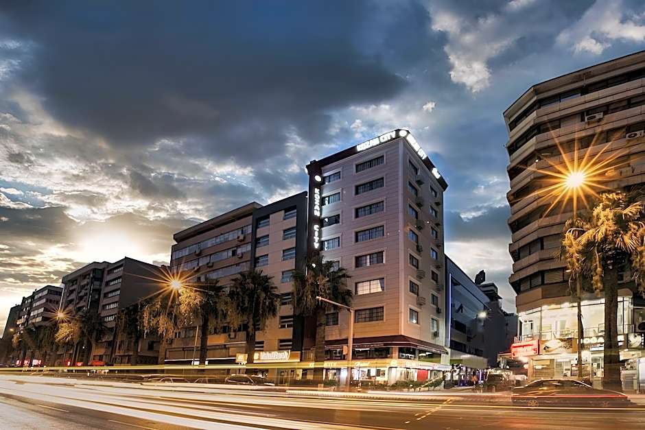 Kozan City Hotel