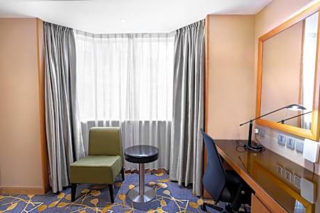 Double Room with Mobility Accessible Roll In Shower