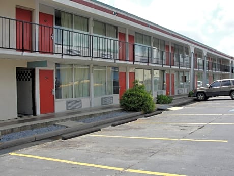 Budget Inn