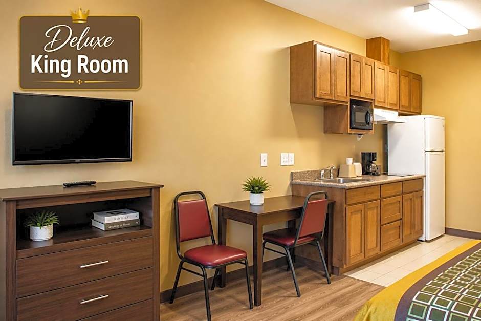 Texas Bungalows Hotel & Hotel Que at Lakeline Austin Cedar Park