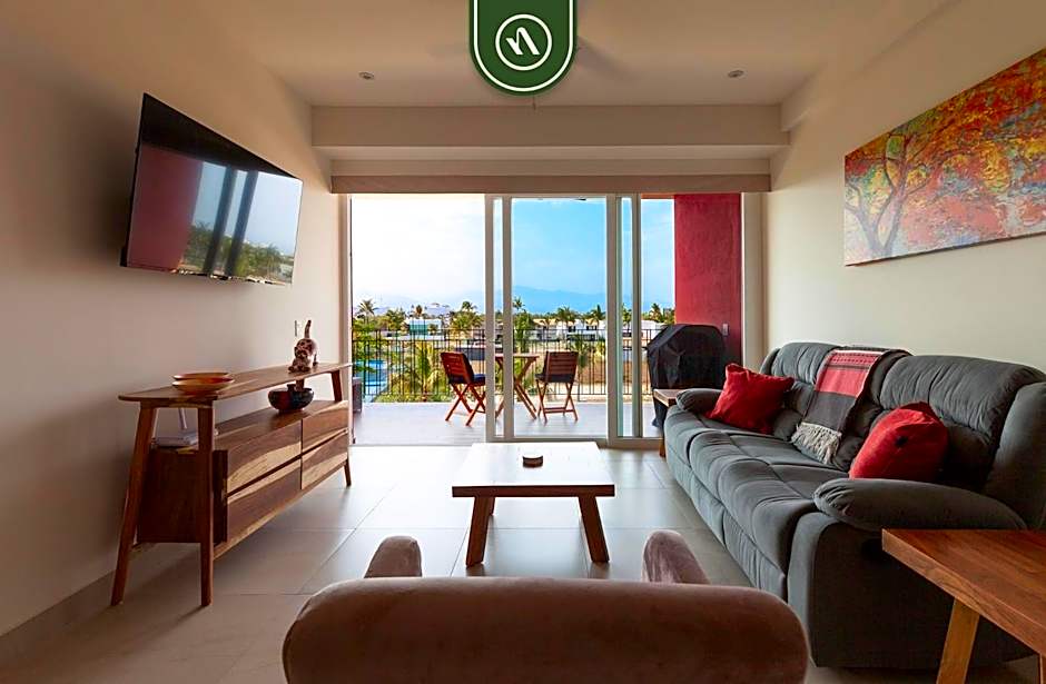 Brand New 2 BR Condo with Amazing Rooftop Pool