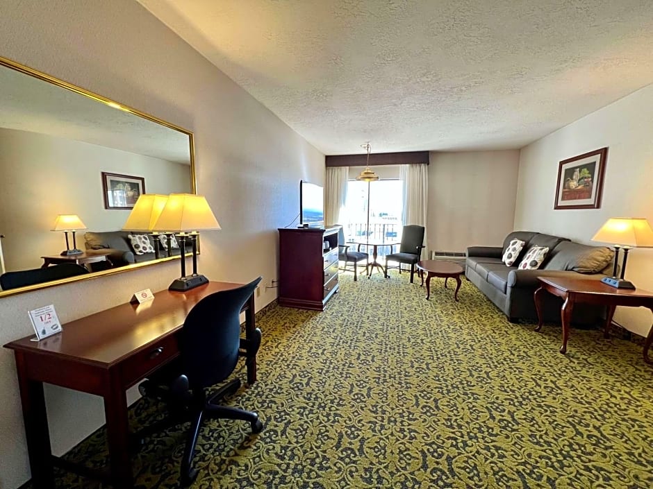 Salt Lake Plaza Hotel SureStay Collection by Best Western