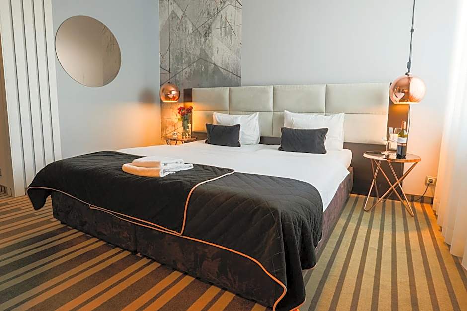 NoBo Hotel - business