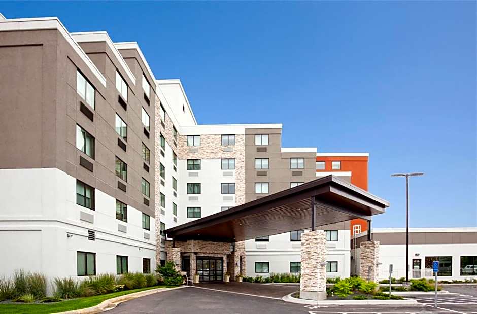Holiday Inn Express Roseville-St. Paul By IHG
