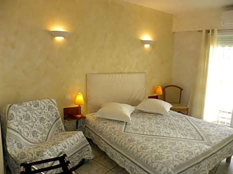 Double or Twin Room - Village Side