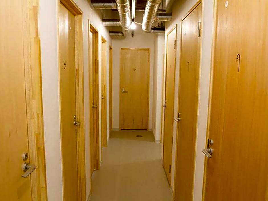 Hostel TangaTable