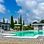 Casale Delle Ronde B&B