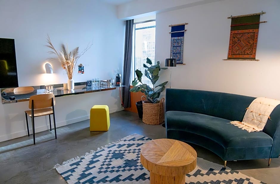 Hotel Alameda, Highline