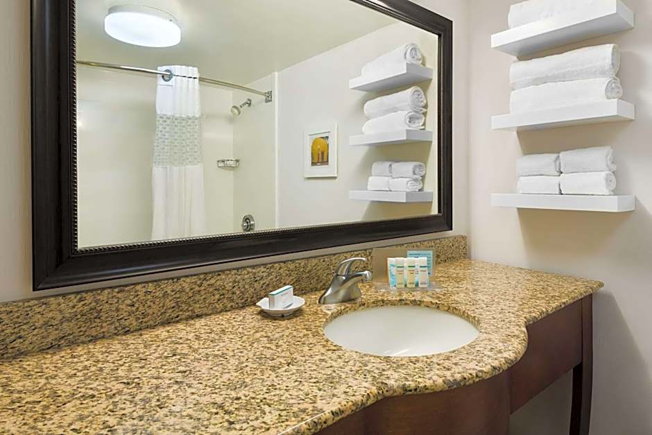 Hampton Inn By Hilton Raleigh/Cary