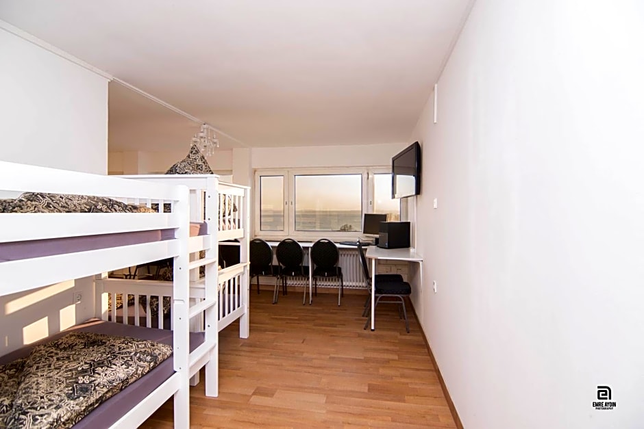 Skyhostel Friedrichshafen