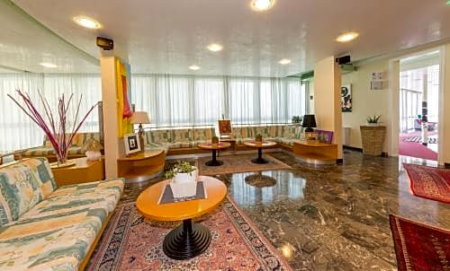Hotel Nember