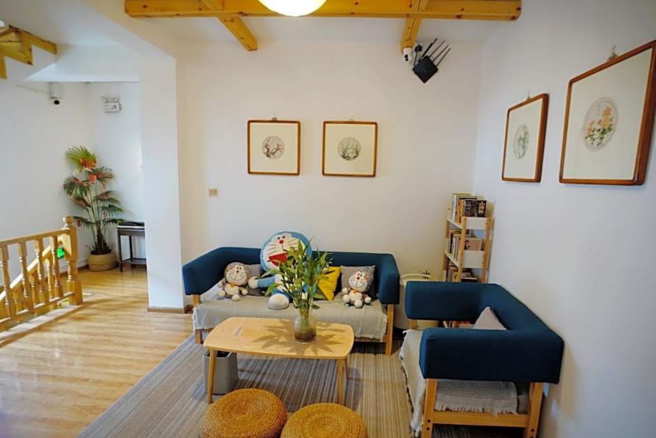 Lijiang Lvyeanjia Inn
