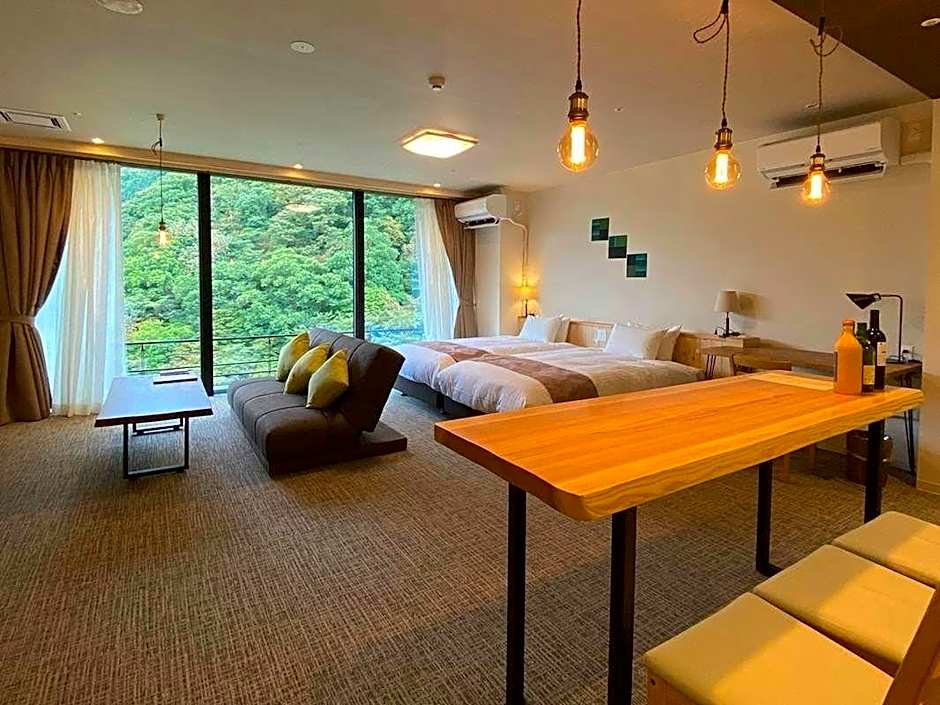 Yuze Hotel