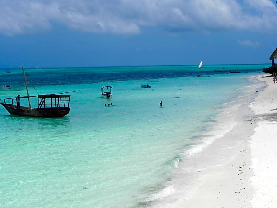 Langi Langi Beach Bungalows